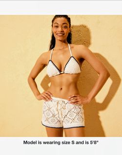 Creme Crochet Shorts .