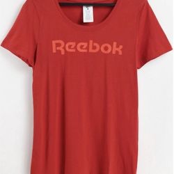 Reebok T-shirt
