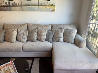Light Gray Fabric Sectional Sofa with Chaise