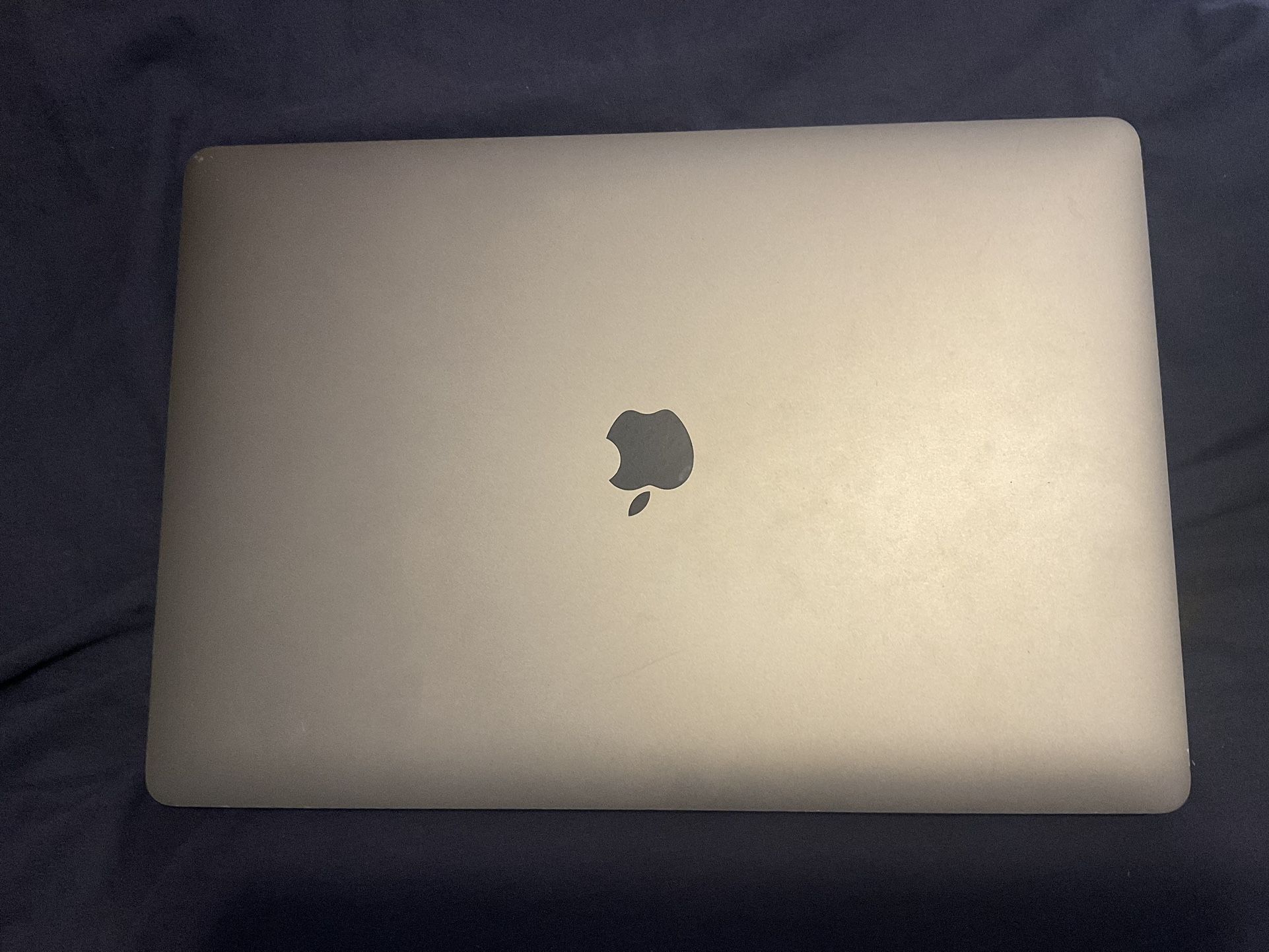 16 inch MacBook Pro Touch Bar I9 16gb 1tb