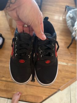 Boys Heelys Size 13