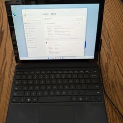 Microsoft Surface Pro 4/8GB RAM/256GB SSD/Fully Functional
