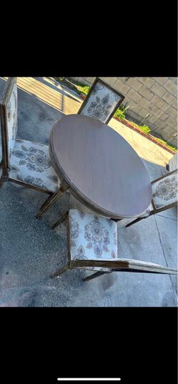 Wooden Kitchen Round Table With 4 Chairs