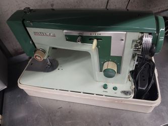 SEWING MACHINE WHITE BRAND
