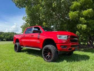 2019 RAM 1500 LARAMIE LIMITED CREW CAB