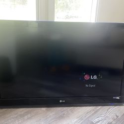 LG 42