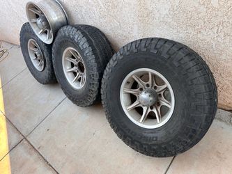 wheels tires Ford Super Duty 2003