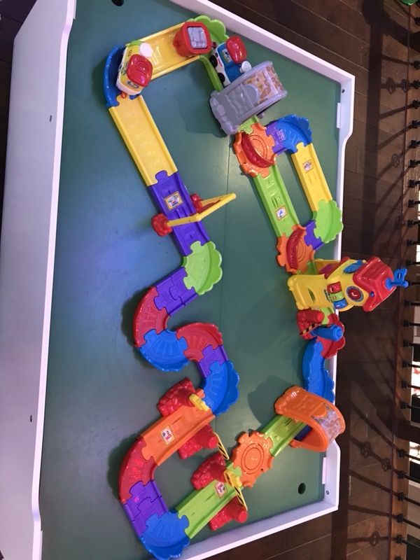 VTech Go Go Smart Wheels Chug & Go Railroad