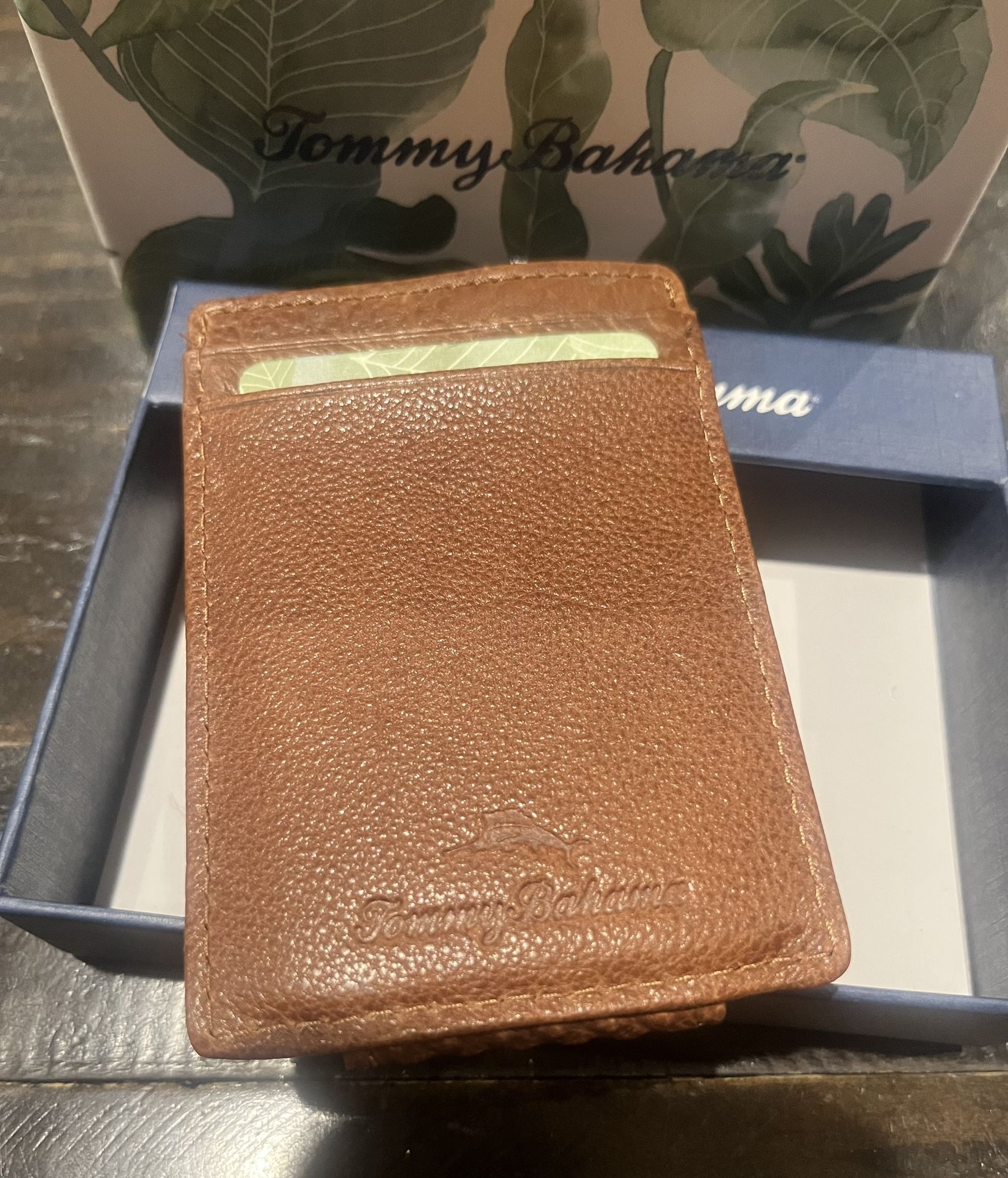 Tommy Bahama Wallet 