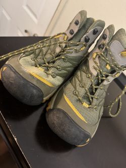 Keen Men’s Hiking Boots 10.5