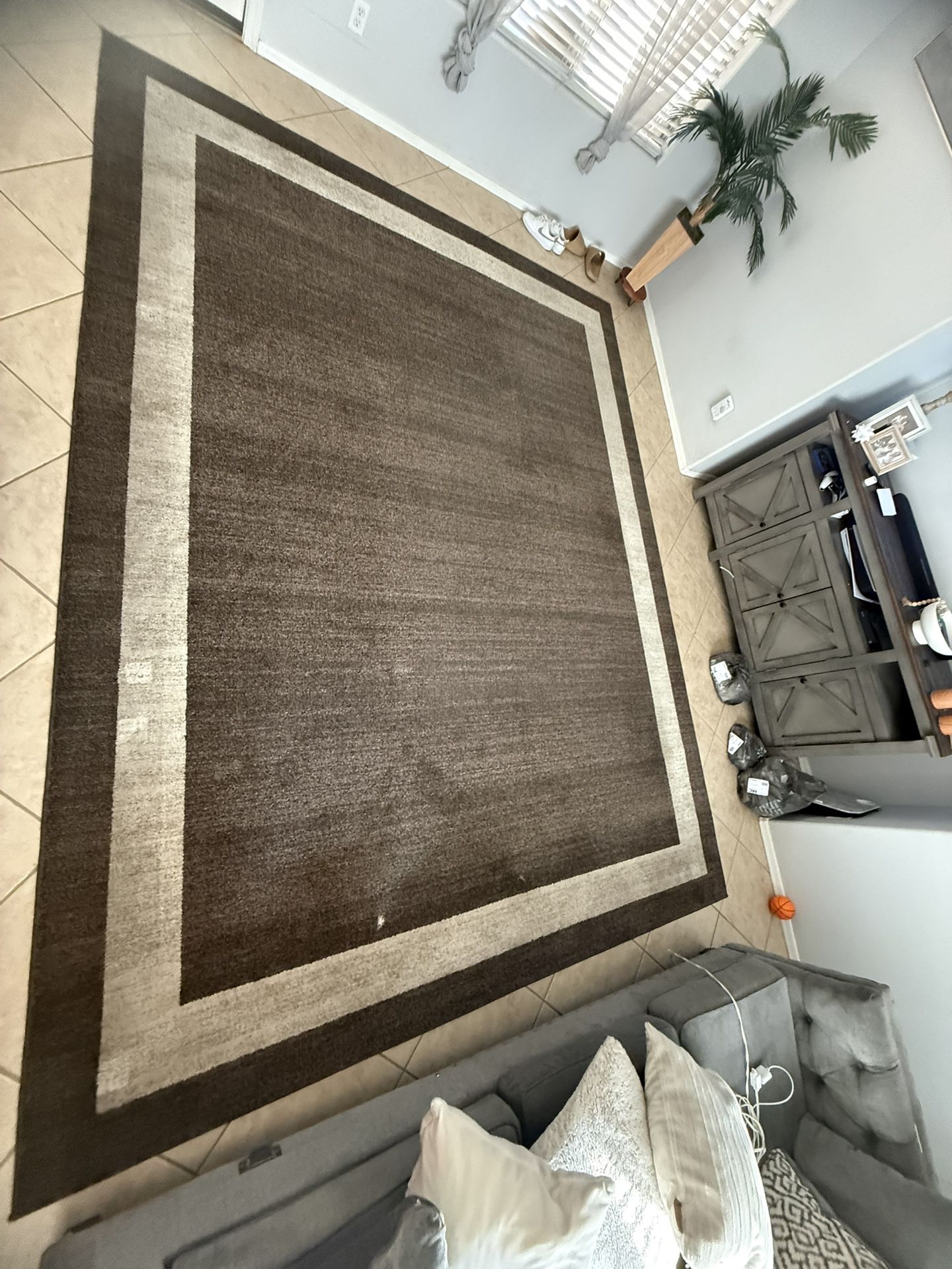 9’x12’ Area Rug