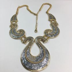 WOMENS NECKLACE 