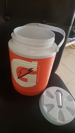 1 GAL GATORADE JUG KEEPS COLD $25