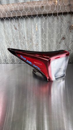 2019-2022 Toyota Prius OEM Left Driver LH Tail Light 81(contact info removed)1 🚨