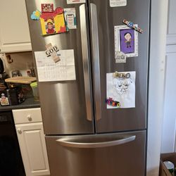 stainless steal fridge 
