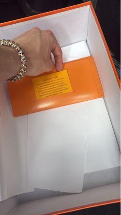 Louis Vuitton,white,9.5