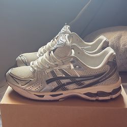 ASIC Gel Kayano 14