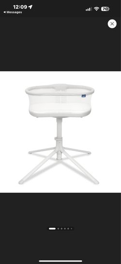 HALO BassiNest Swivel Sleeper 3.0 Baby Bassinet