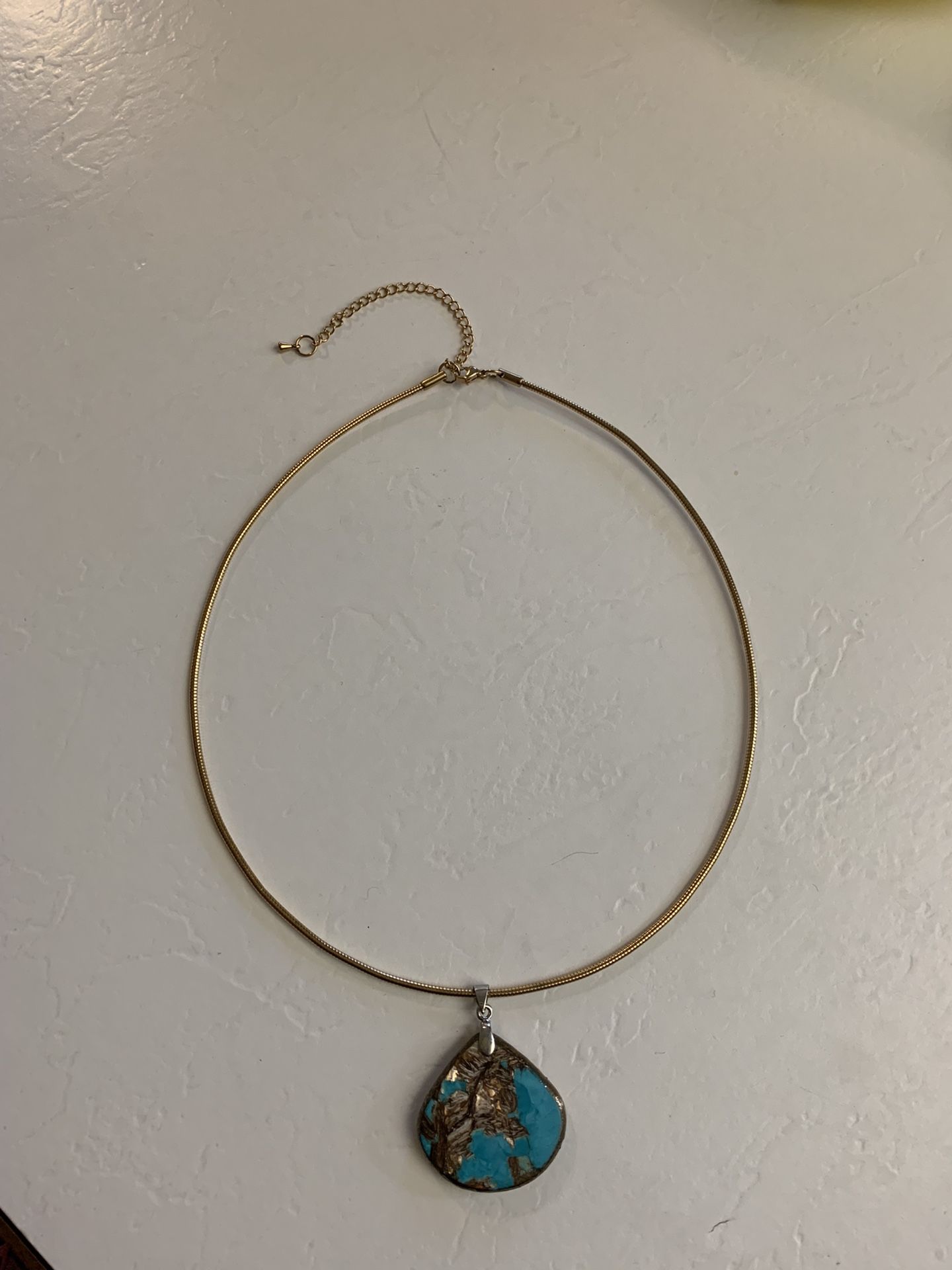 Turquoise w/metal necklace