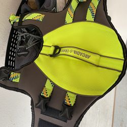 Extra small dog float Never Used  just Bought doesn’t fit my baby