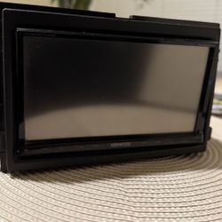 Car Stereo- Kenwood