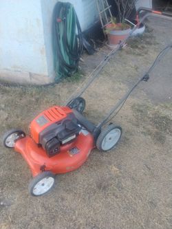 Husqvarna Gas Push Lawn Mower