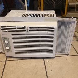 Air Conditioner Gets Cold