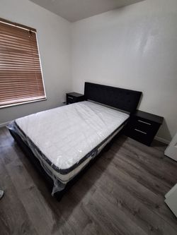 Bedroom Set- Juego de cuarto