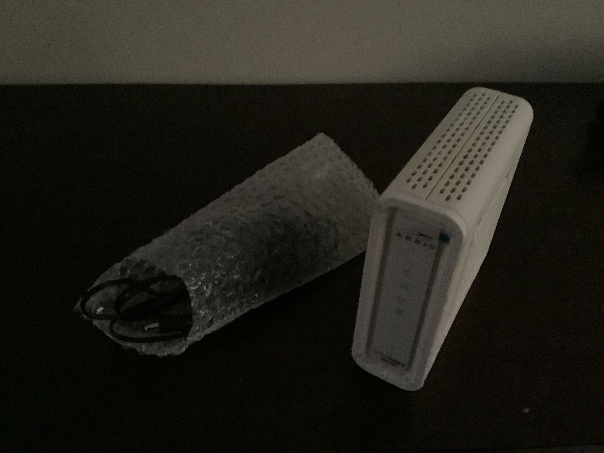 ARRIS SB6190 MODEM