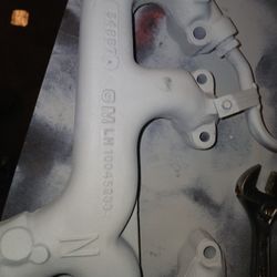 Exhaust Manifold 88 4.3 Liter