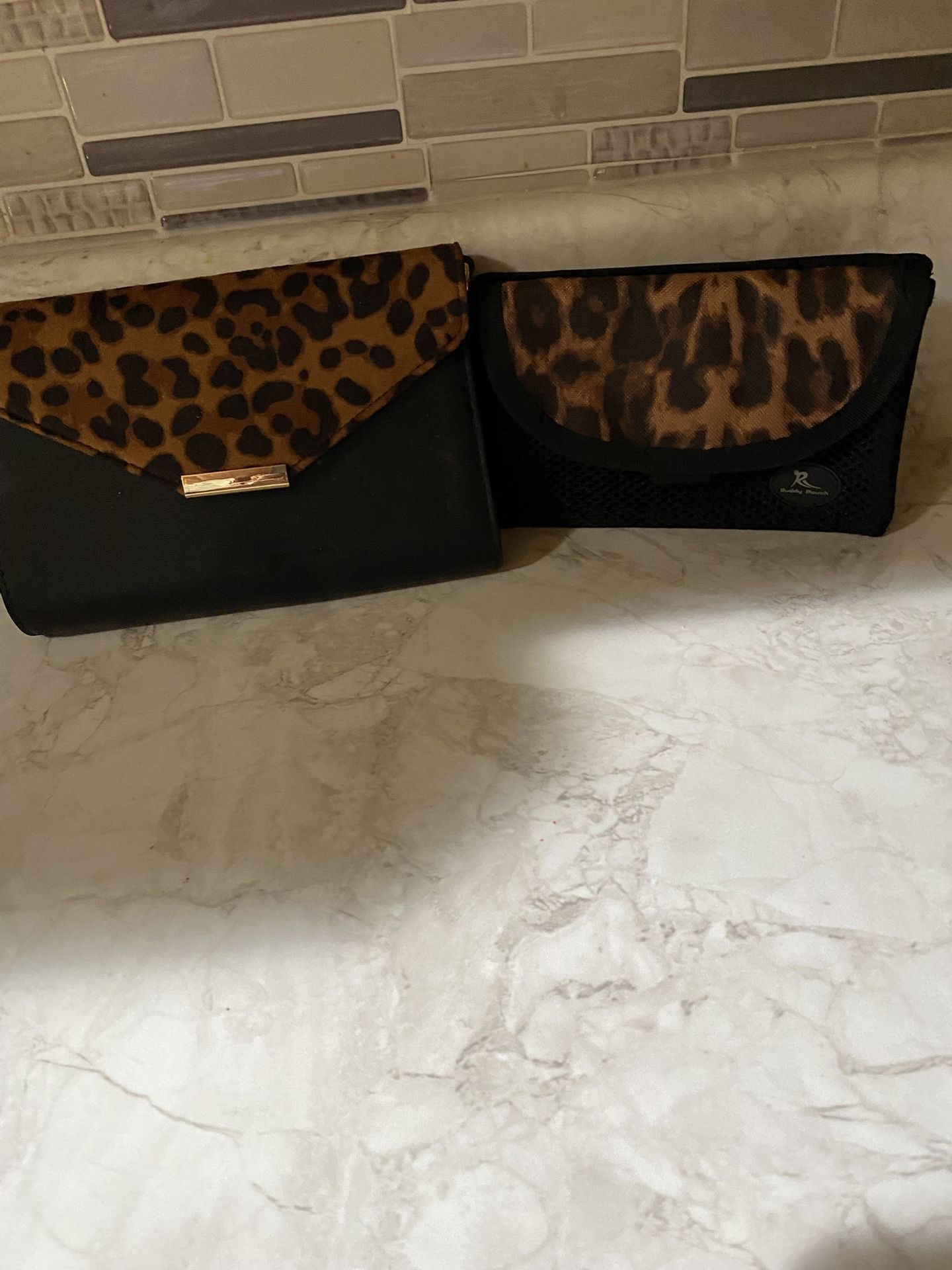 New! 2 Piece set. Read Description For Details And Location