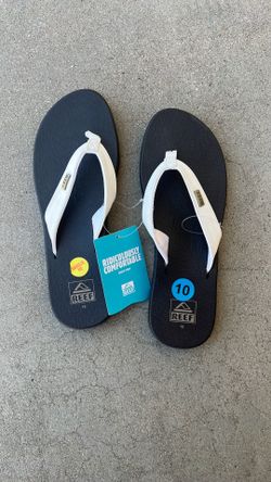 Reef sandals women’s size 10