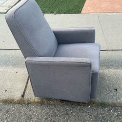 Spinning/rocking Sofa