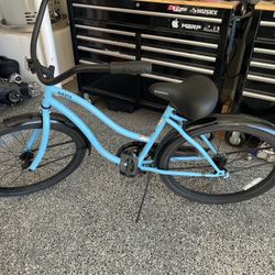 Schwinn Siesta Cruiser Bike 