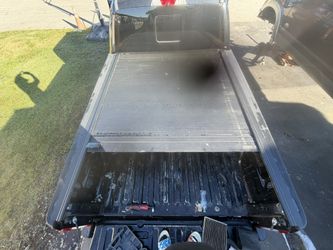 2017 And Up Ford F250 Roll-N-Lock truck bed and tonneau cover