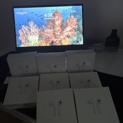 Apple AirPod Generation 2s