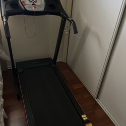 Treadmill 