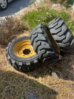 Bobcat Wheel N Tire Set