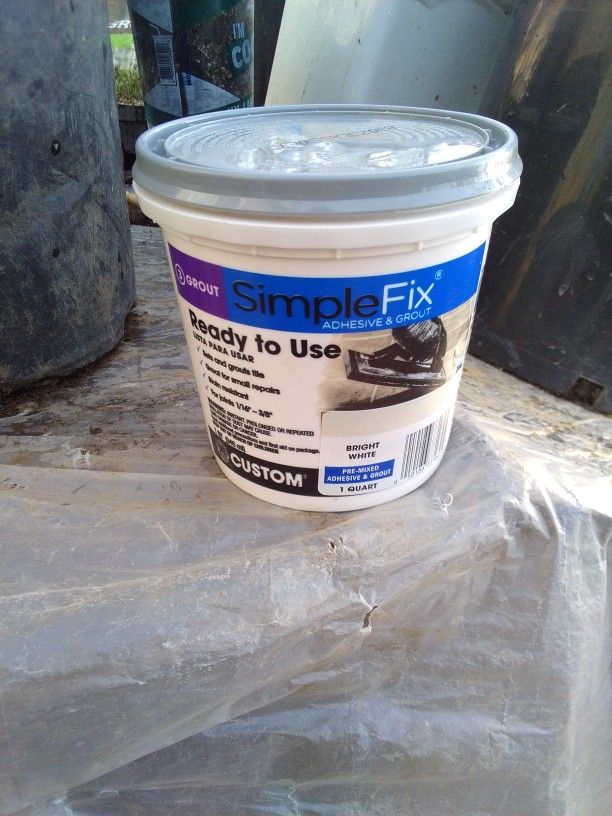 Simple Fix Adhesive And Grout for Sale in Bakersfield, CA OfferUp