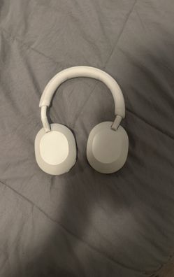 Sony Xm5 Headphones