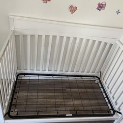 Oxford Baby Harper 4-in-1 Convertible Crib In White