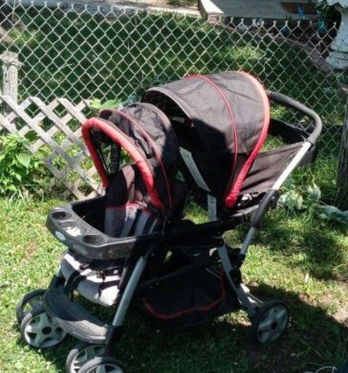 Graco Ready To Grow  Click And Connect Double Stroller 