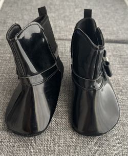 The Children’s Place Baby Girl Boots Size 6-12 Months 