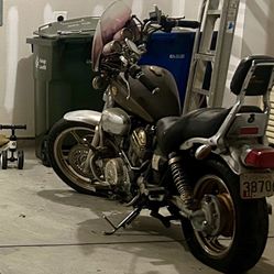 1985 Yamaha Virago 1000