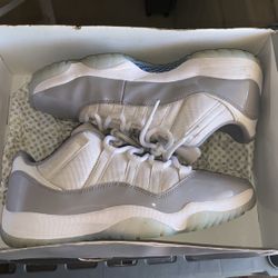 Jordan 11 Low Cement Size 10