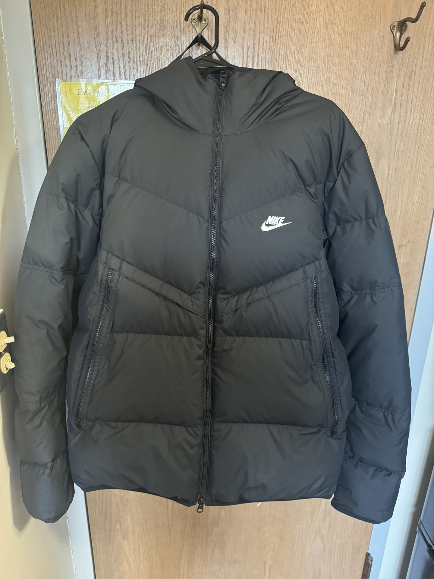 Nike Storm-Fit Puffer Jacket