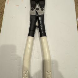 Brundy 4.5 ton hand crimper