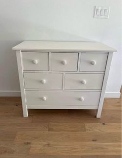 Pottery Barn Kendall Dresser (Delivery Available)