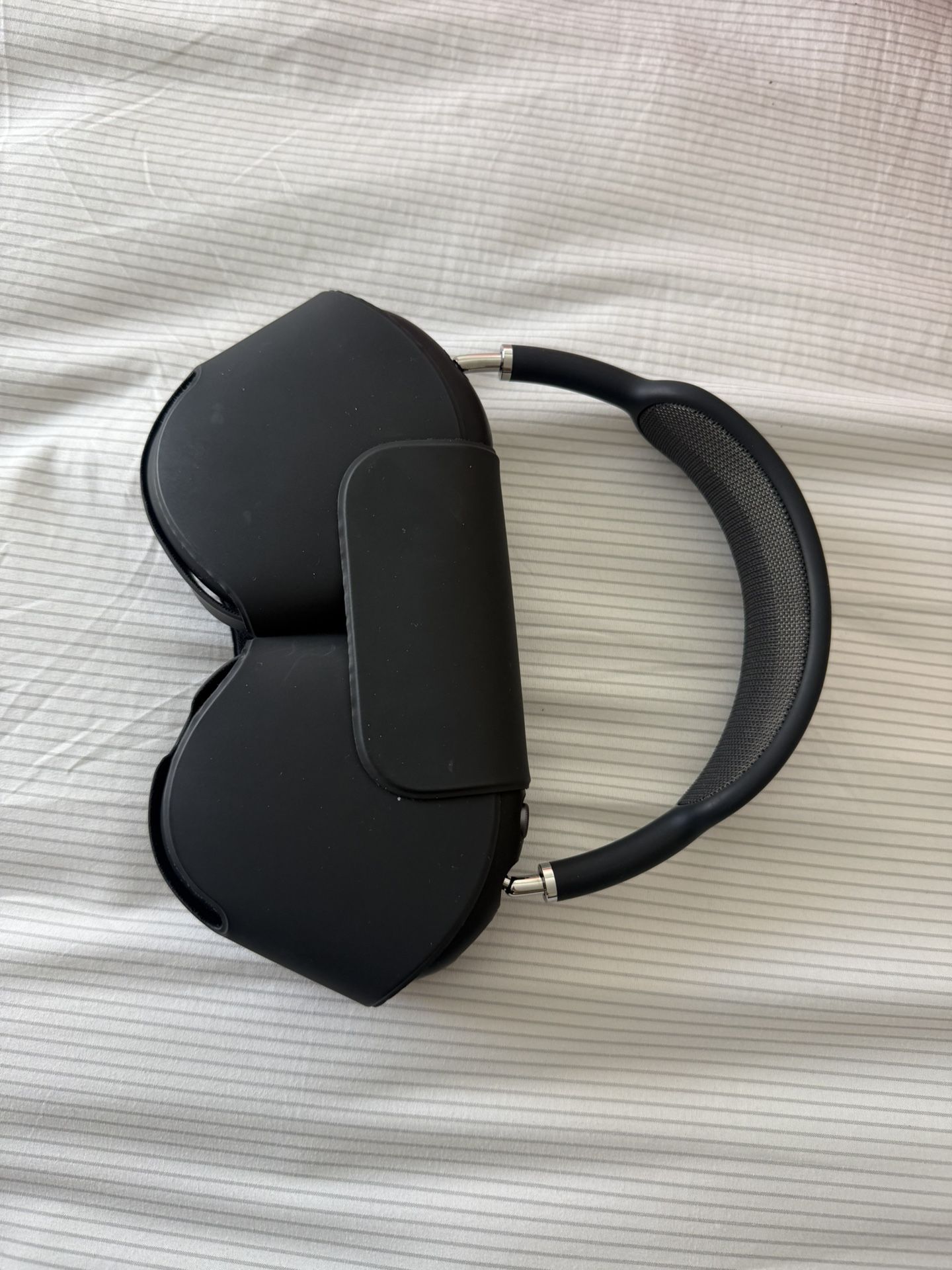 AirPods Pro Max Gen 1