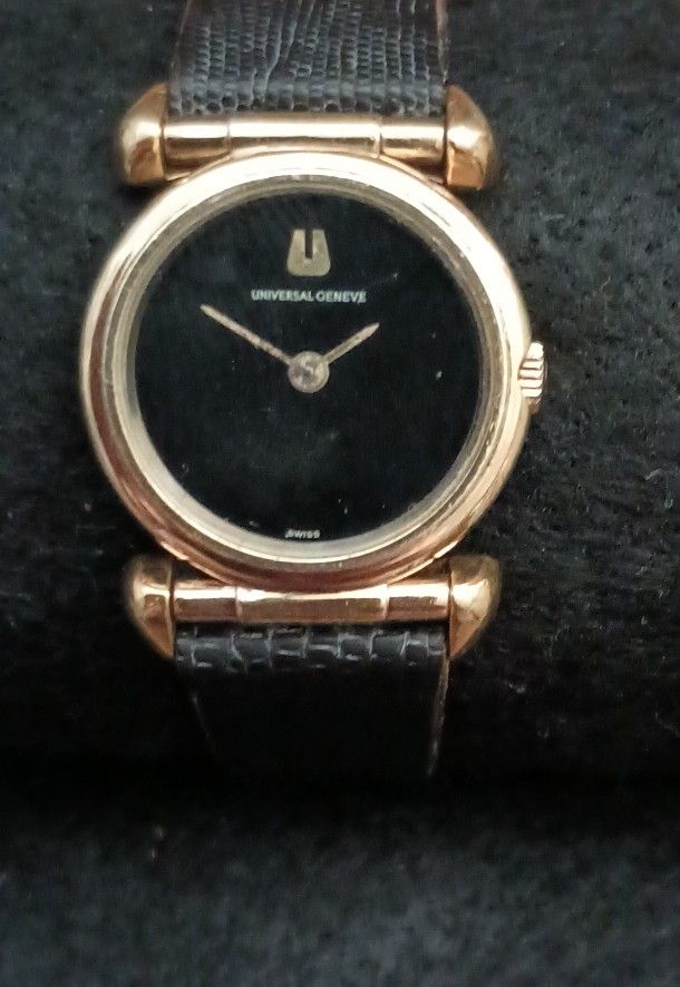 Vintage Universal Geneve Watch 1977
